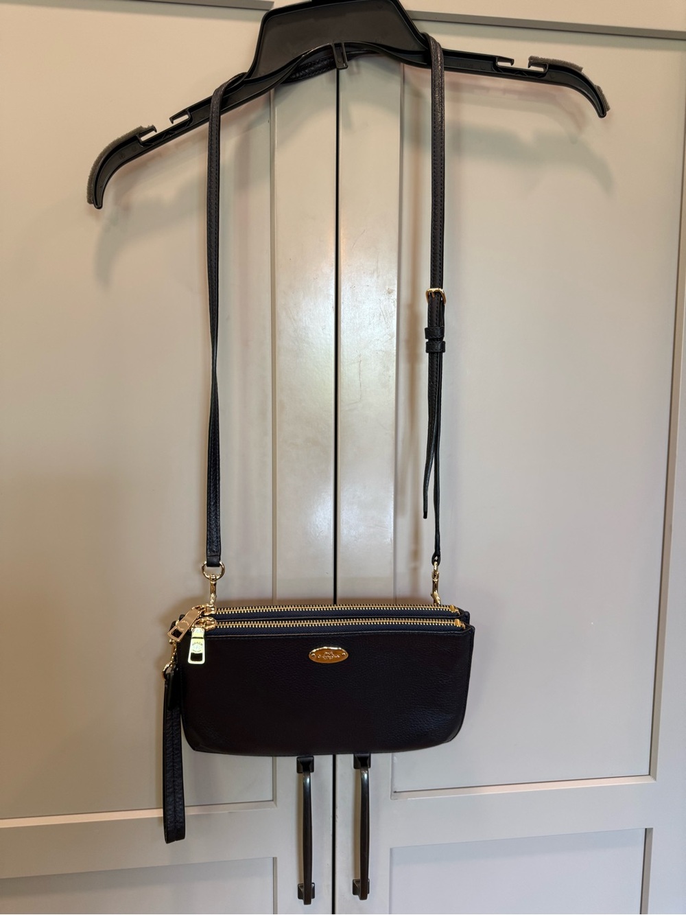 Coach Lyla Double Gusset black Crossbody/wristlet with Gold Hardware